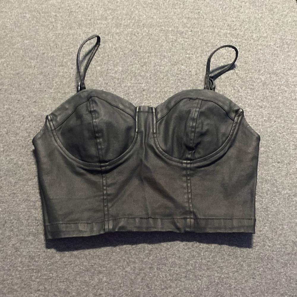 CUTE FAUX LEATHER TOP